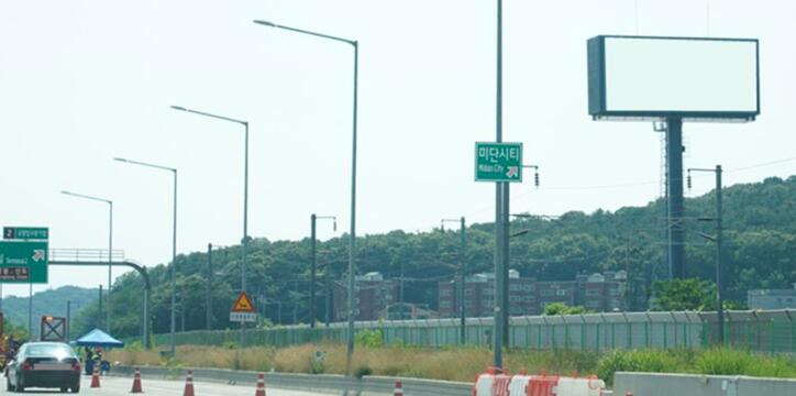 韓國仁川機(jī)場(chǎng)廣告