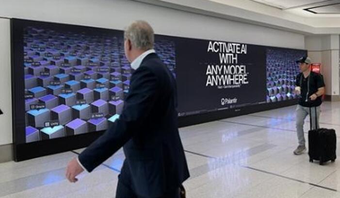 紐約機(jī)場(chǎng)廣告