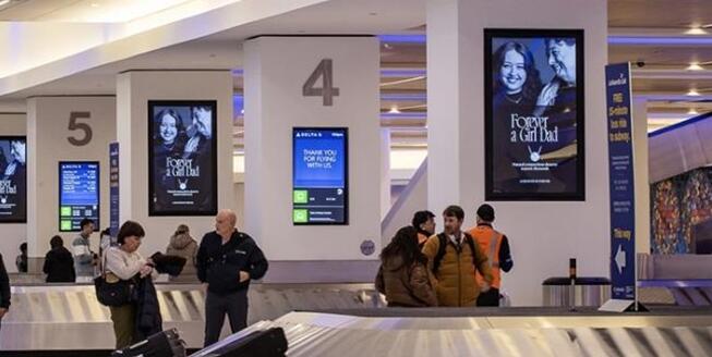 紐約機(jī)場(chǎng)廣告